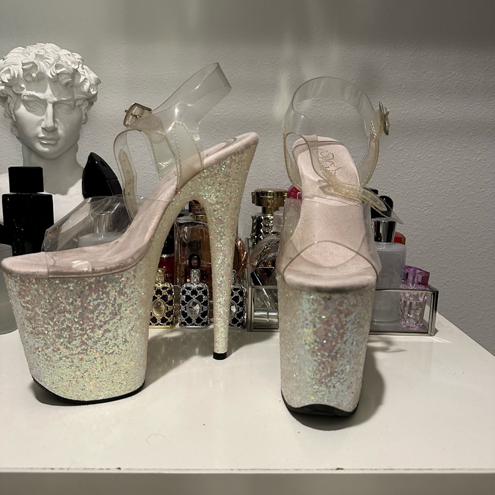 Pleaser heels
